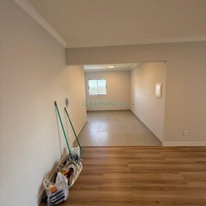 Apartamento com 94m², 3 dormitórios, 2 vagas, no bairro Rio Branco em Caxias do Sul para Comprar