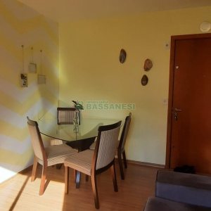 Apartamento com 49m², 2 dormitórios, 1 vaga, no bairro Morada dos Alpes em Caxias do Sul para Comprar