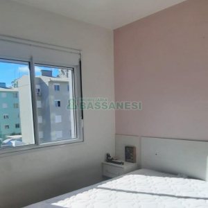 Apartamento com 49m², 2 dormitórios, 1 vaga, no bairro Morada dos Alpes em Caxias do Sul para Comprar