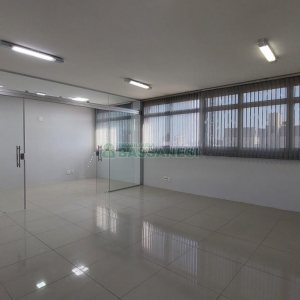 Sala com 60m², 1 vaga, no bairro Centro em Caxias do Sul para Alugar