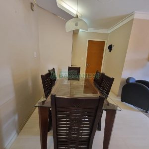 Apto Mobiliado com 79m², 2 dormitórios, 1 vaga, no bairro Nossa Senhora da Saúde em Caxias do Sul para Alugar ou Comprar