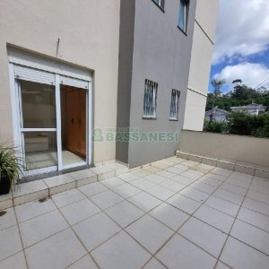 Apto Mobiliado com 79m², 2 dormitórios, 1 vaga, no bairro Nossa Senhora da Saúde em Caxias do Sul para Alugar ou Comprar