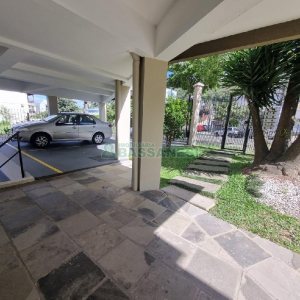 Apto Mobiliado com 79m², 2 dormitórios, 1 vaga, no bairro Nossa Senhora da Saúde em Caxias do Sul para Alugar ou Comprar