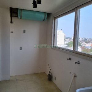 Apartamento com 139m², 3 dormitórios, 1 vaga, no bairro Lourdes em Caxias do Sul para Alugar