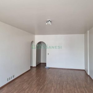 Apartamento com 139m², 3 dormitórios, 1 vaga, no bairro Lourdes em Caxias do Sul para Alugar