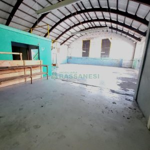 Pavilhão com 340m², no bairro Sagrada Família em Caxias do Sul para Alugar
