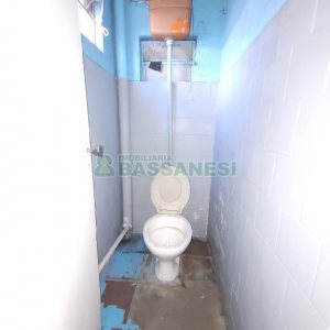 Pavilhão com 340m², no bairro Sagrada Família em Caxias do Sul para Alugar
