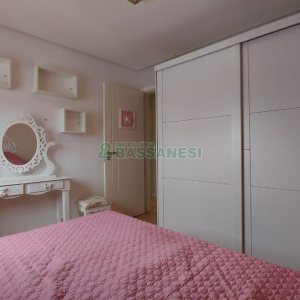 Apto Mobiliado com 116m², 3 dormitórios, 2 vagas, no bairro Villagio Iguatemi em Caxias do Sul para Alugar