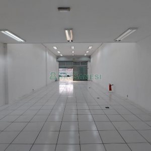 Loja com 160m², no bairro Lourdes em Caxias do Sul para Alugar
