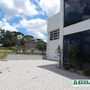 Pavilhão com 310m², no bairro De Lazzer em Caxias do Sul para Comprar