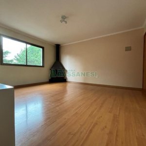 Apto Mobiliado com 105m², 3 dormitórios, 1 vaga, no bairro Petrópolis em Caxias do Sul para Alugar