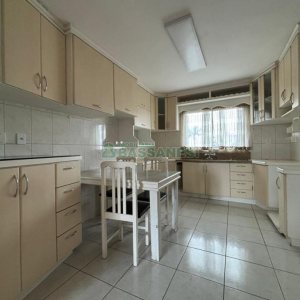 Apto Mobiliado com 105m², 3 dormitórios, 1 vaga, no bairro Petrópolis em Caxias do Sul para Alugar