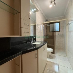 Apto Mobiliado com 105m², 3 dormitórios, 1 vaga, no bairro Petrópolis em Caxias do Sul para Alugar
