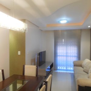 Apto Mobiliado com 60m², 2 dormitórios, 1 vaga, no bairro Nossa Senhora de Fátima em Caxias do Sul para Alugar