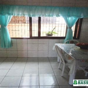 Casa com 250m², 3 dormitórios, 4 vagas, no bairro Vila Verde em Caxias do Sul para Comprar