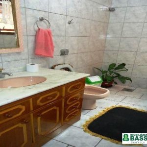 Casa com 250m², 3 dormitórios, 4 vagas, no bairro Vila Verde em Caxias do Sul para Comprar