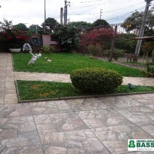 Casa com 250m², 3 dormitórios, 4 vagas, no bairro Vila Verde em Caxias do Sul para Comprar