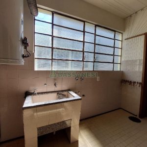Apartamento com 105m², 3 dormitórios, 2 vagas, no bairro Centro em Caxias do Sul para Alugar