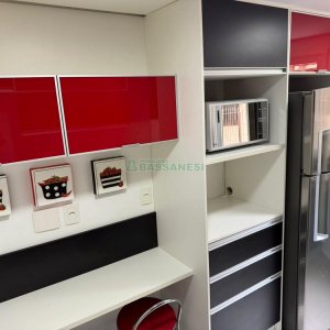 Apartamento com 82m², 3 dormitórios, 1 vaga, no bairro Colina Sorriso em Caxias do Sul para Comprar