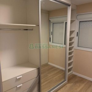 Apartamento com 82m², 3 dormitórios, 1 vaga, no bairro Colina Sorriso em Caxias do Sul para Comprar