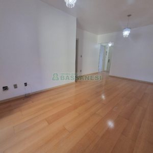Apartamento com 95m², 3 dormitórios, 1 vaga, no bairro Lourdes em Caxias do Sul para Alugar