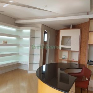 Sala Mobiliada com 67m², 1 vaga, no bairro Lourdes em Caxias do Sul para Alugar ou Comprar