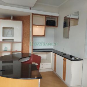 Sala Mobiliada com 67m², 1 vaga, no bairro Lourdes em Caxias do Sul para Alugar ou Comprar