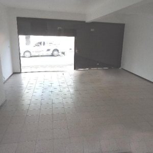 Loja com 404m², no bairro Pio X em Caxias do Sul para Comprar
