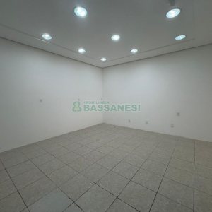 Loja com 104m², no bairro Centro em Caxias do Sul para Alugar