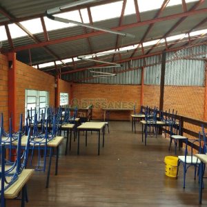 Pavilhão com 706m², no bairro Sanvitto em Caxias do Sul para Alugar ou Comprar