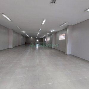 Loja com 198m², no bairro Centro em Caxias do Sul para Alugar