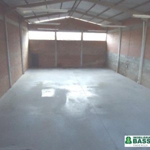 Pavilhão com 390m², no bairro Esplanada em Caxias do Sul para Alugar