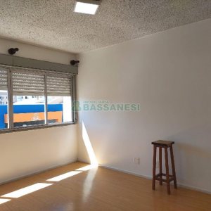 Apartamento com 74m², 3 dormitórios, no bairro São Pelegrino em Caxias do Sul para Alugar