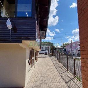 Casa com 193m², 4 dormitórios, 3 vagas, no bairro Desvio Rizzo em Caxias do Sul para Comprar