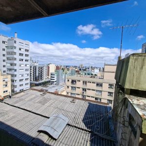 Sala com 78m², 1 vaga, no bairro Centro em Caxias do Sul para Comprar