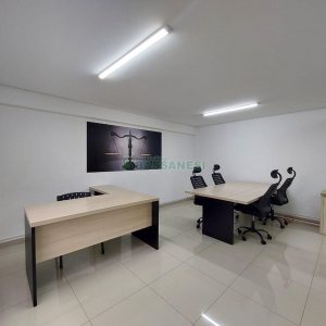 Sala Mobiliada com 78m², 1 vaga, no bairro Centro em Caxias do Sul para Alugar