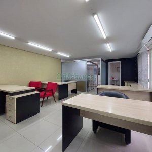 Sala Mobiliada com 78m², 1 vaga, no bairro Centro em Caxias do Sul para Alugar