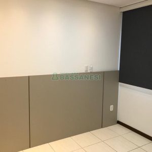 Apto Mobiliado com 39m², 1 dormitório, 1 vaga, no bairro São Pelegrino em Caxias do Sul para Alugar