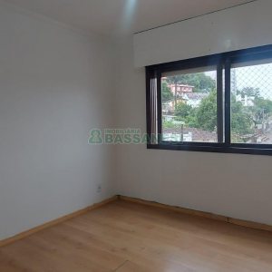 Apartamento com 77m², 2 dormitórios, 1 vaga, no bairro São Leopoldo em Caxias do Sul para Alugar