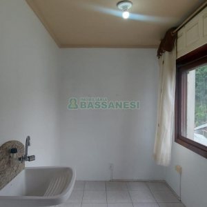 Apartamento com 77m², 2 dormitórios, 1 vaga, no bairro São Leopoldo em Caxias do Sul para Alugar