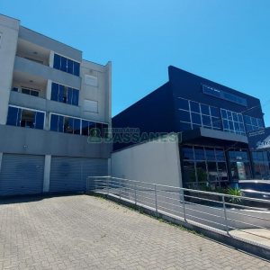 Loja com 225m², no bairro Sagrada Família em Caxias do Sul para Alugar ou Comprar