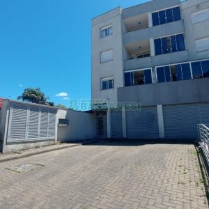 Loja com 225m², no bairro Sagrada Família em Caxias do Sul para Alugar ou Comprar