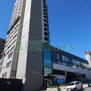 Sala com 76m², 1 vaga, no bairro Pio X em Caxias do Sul para Alugar ou Comprar