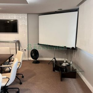 Sala com 76m², 1 vaga, no bairro Pio X em Caxias do Sul para Alugar ou Comprar