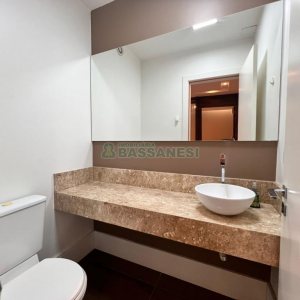 Sala com 76m², 1 vaga, no bairro Pio X em Caxias do Sul para Alugar ou Comprar