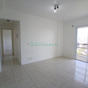 Apartamento com 60m², 2 dormitórios, 1 vaga, no bairro Santa Catarina em Caxias do Sul para Alugar
