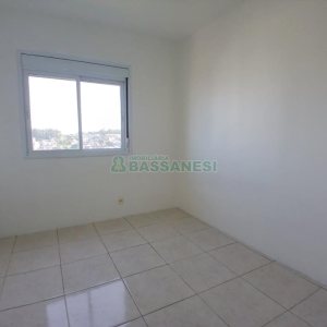 Apartamento com 60m², 2 dormitórios, 1 vaga, no bairro Santa Catarina em Caxias do Sul para Alugar