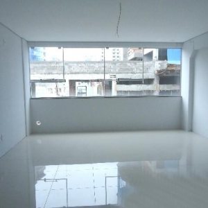 Loja com 159m², no bairro Centro em Caxias do Sul para Alugar