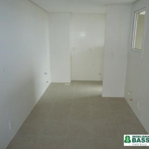 Apartamento com 104m², 3 dormitórios, 2 vagas, no bairro Madureira em Caxias do Sul para Alugar