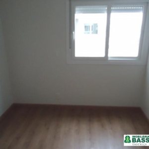 Apartamento com 104m², 3 dormitórios, 2 vagas, no bairro Madureira em Caxias do Sul para Alugar
